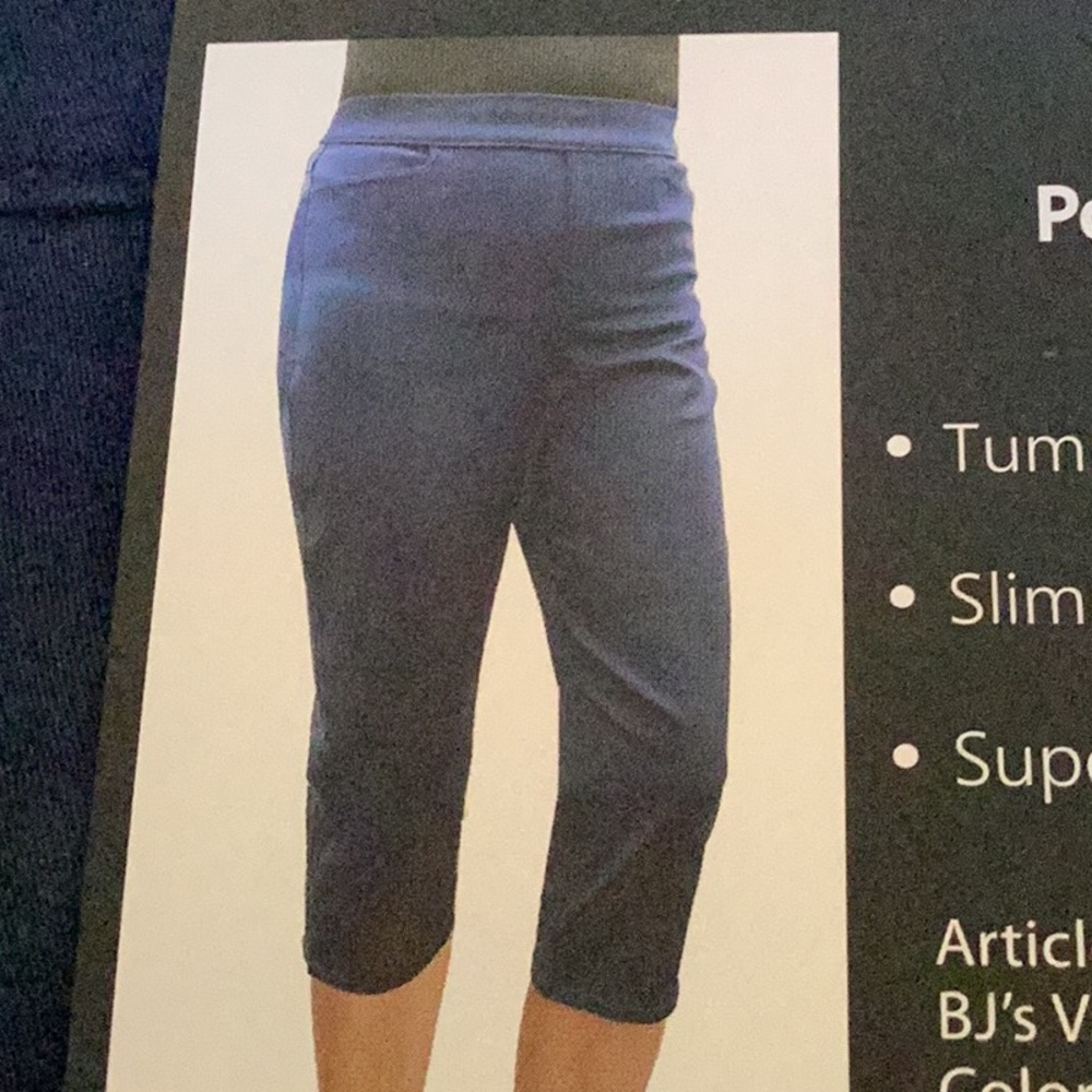 Khakis & Company Power Stretch Capri